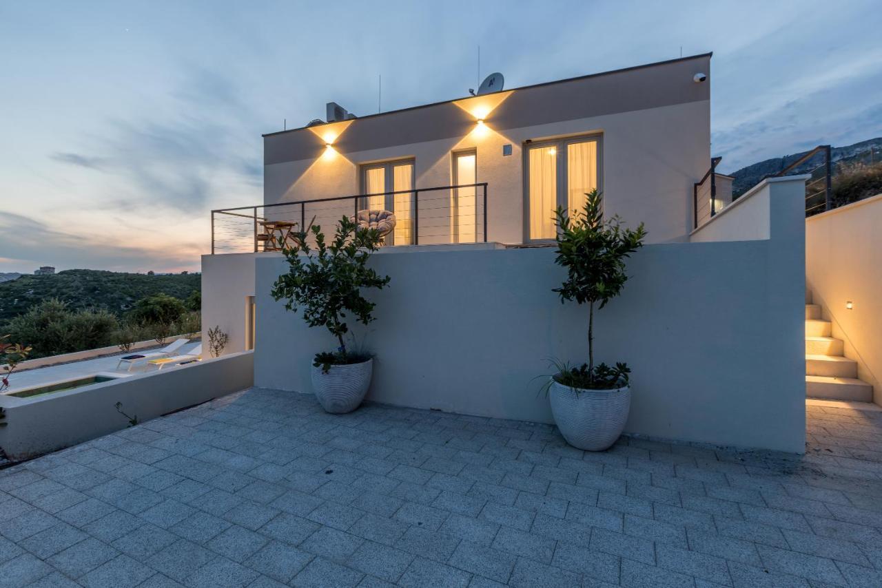 Villa Callista Zrnovnica Ngoại thất bức ảnh