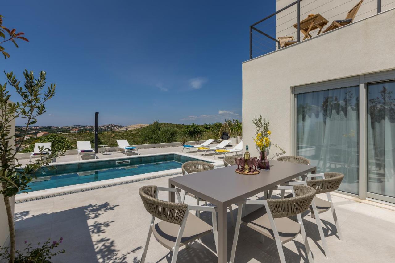 Villa Callista Zrnovnica Ngoại thất bức ảnh